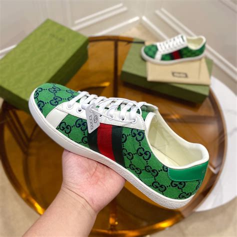 cheap gucci sneakers men's|men's gucci sneakers clearance.